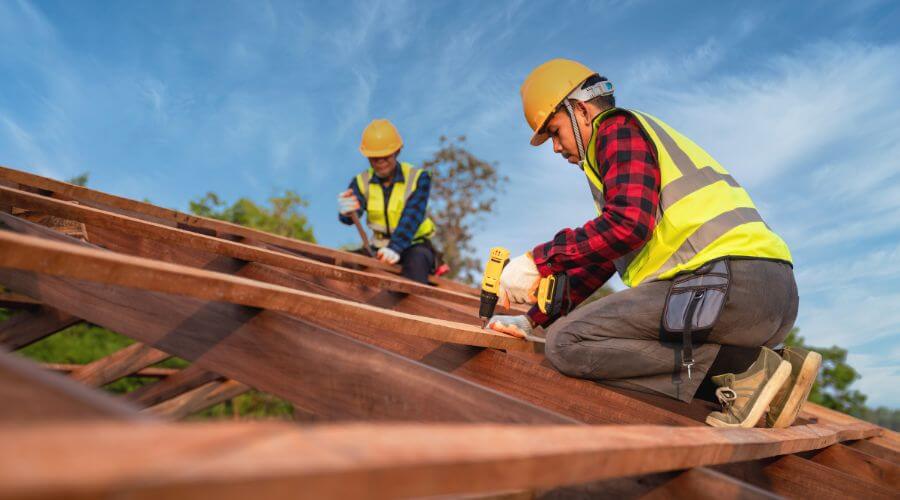 Professional gutter cleaning in Rose Hill, IA